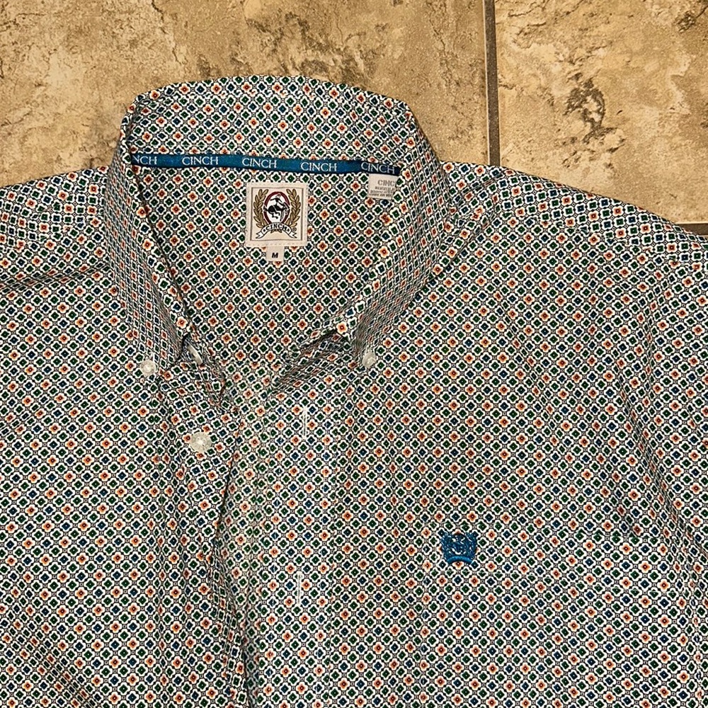 Men’s Medium Cinch Square Pattern Western Shirt - image 1